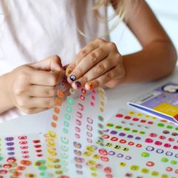 Naklejki na paznokcie dla dzieci 3+ 500 sztuk kreatywna zabawa