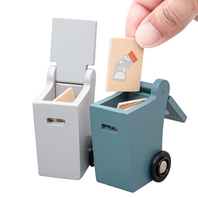Drewniana śmieciarka do recyklingu zabawka edukacyjna dla dzieci 2+