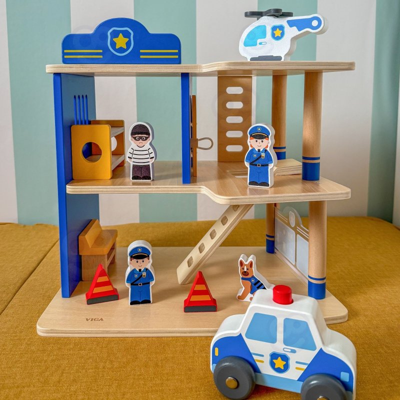 VIGA Drewniany Komisariat Policji Radiowóz 3 poziomy 14 el