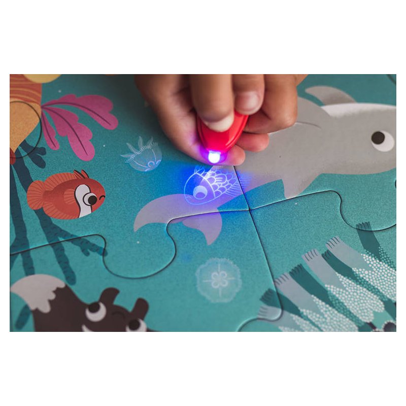 Janod Świecące Puzzle Ocean z Mini Lampką UV 24 Elementy 3+