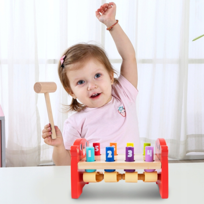Tooky Toy Drewniany Wbijak Kreciki z Młotkiem Montessori 12m+ | BUBA TOYS