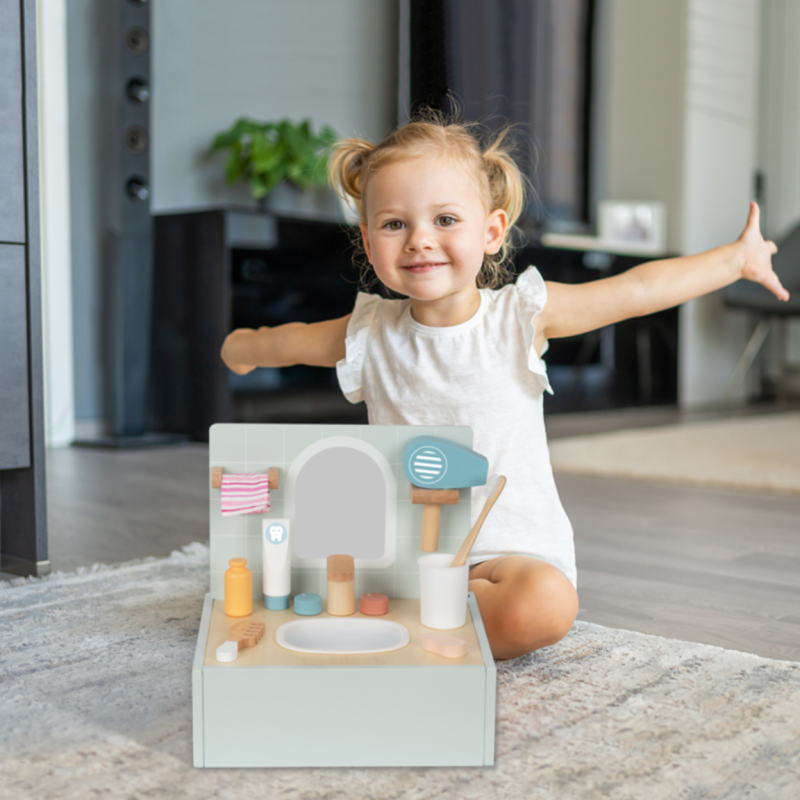 Tooky Toy Drewniana Łazienka Toaletka z Akcesoriami Salon Piękności 11 El. 3+